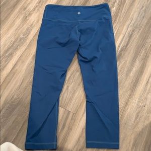Lululemon cropped leggings